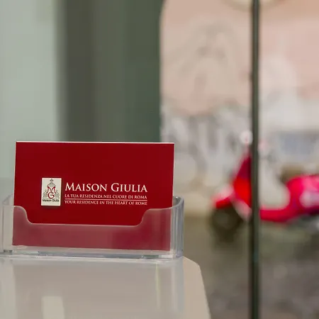 Bed & Breakfast Maison Giulia 4*