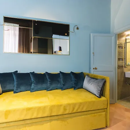 Maison Giulia By Hili Bed & Breakfast 4*