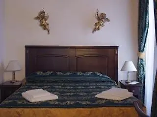 Maison Giulia B&B
