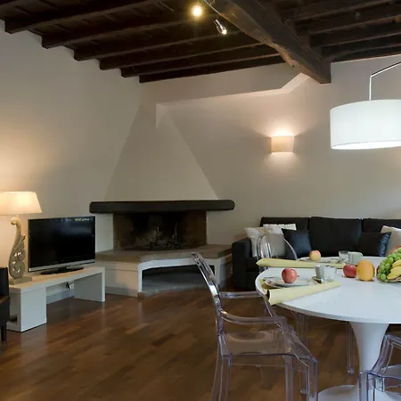 Maison Giulia Roma